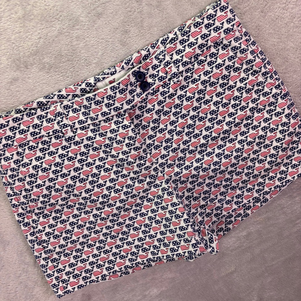 Vineyard Vines Womens Shorts Size 6 White Red Blue American Flag Whale Print